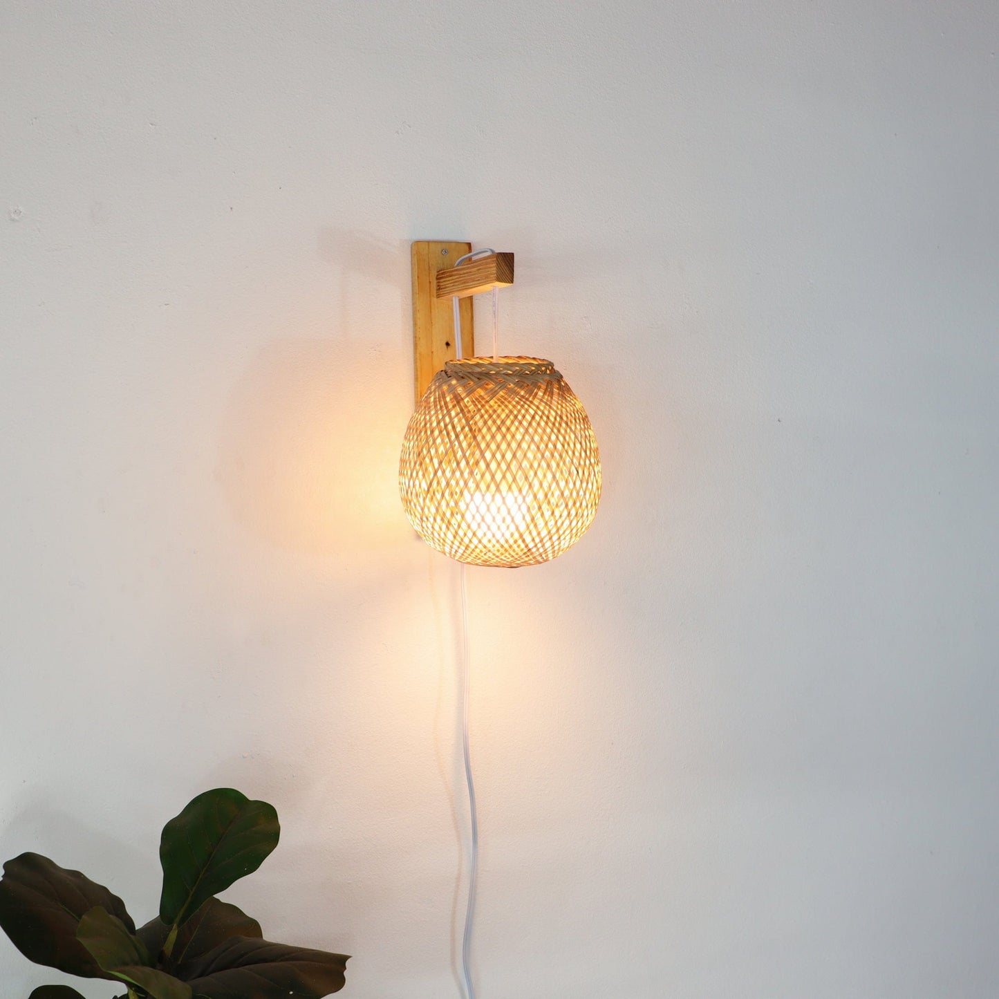 KIRIN - Boho Wall Sconce